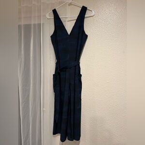 Athletes V-Neck Jumper